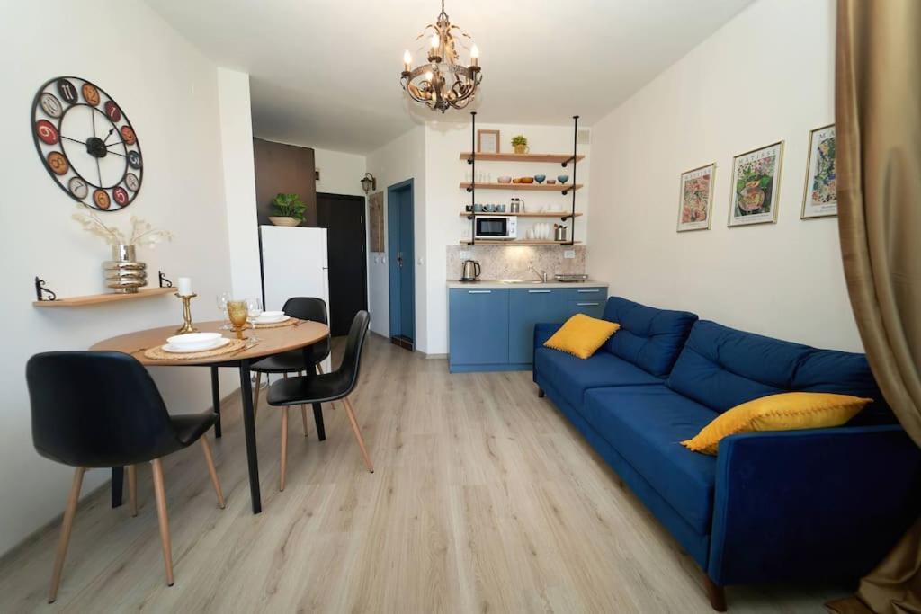 Design Studio In Atlantis Resort&Spa, Burgas Airport Bagian luar foto