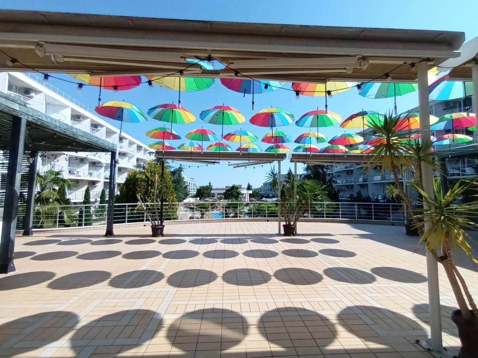 Design Studio In Atlantis Resort&Spa, Burgas Airport Bagian luar foto